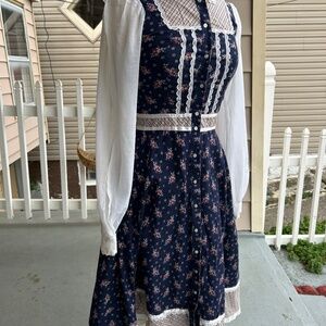 Vintage Gunne Sax navy blue floral plaid accents dress 11